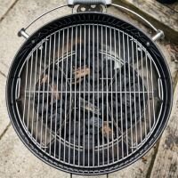 Parrilla de barbacoa ya limpia